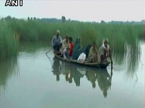 Pics: Heavy rains lash Uttar Pradesh 