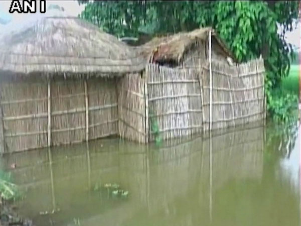 Pics: Heavy rains lash Uttar Pradesh 