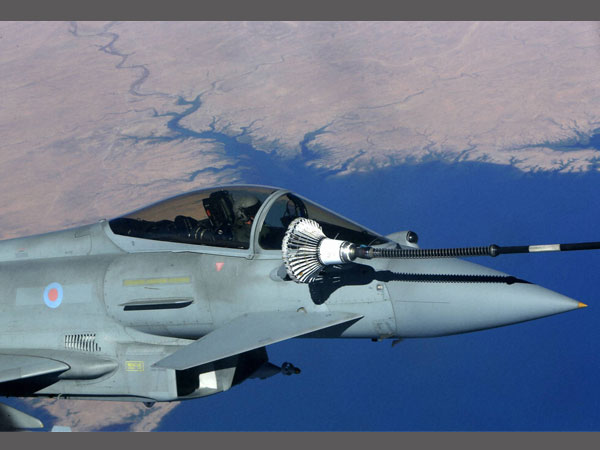 Britain continues airstrikes at IS targets