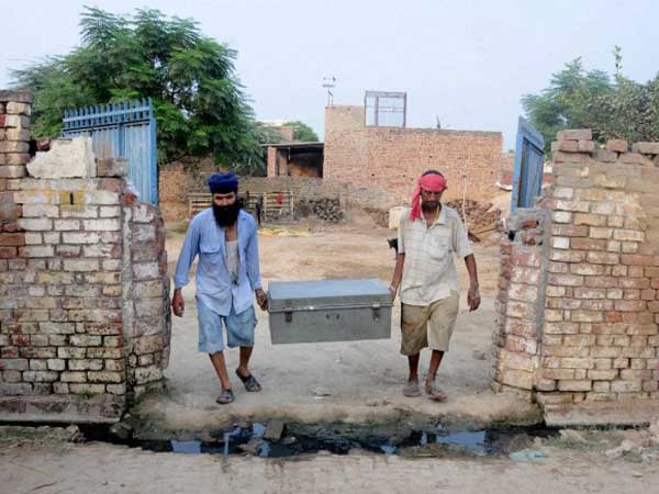Punjab: People migrating to safer places