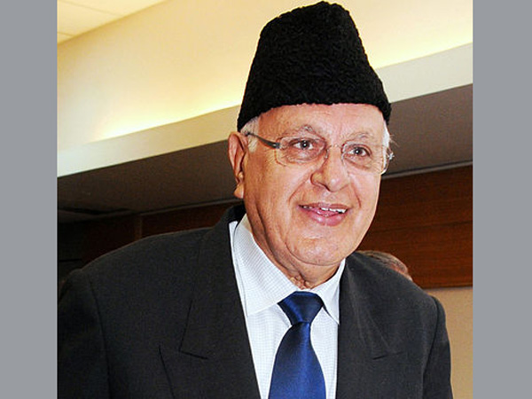 Farooq calls for Indo-Pak dialogue Farooq calls for Indo-Pak dialogue