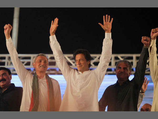 Imran Khan extends an olive branch to India