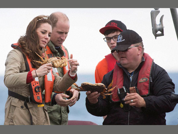 Kate, William get up close and personal with crustaceans