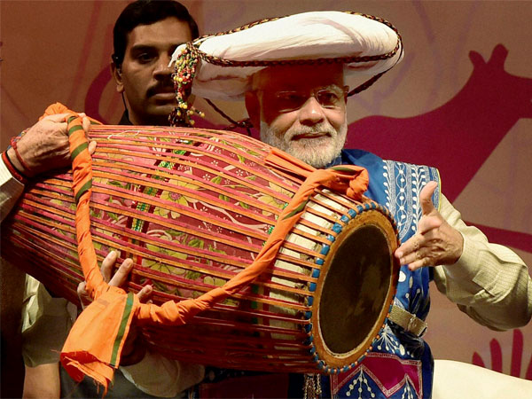 Narendra Modi tries his had at drums