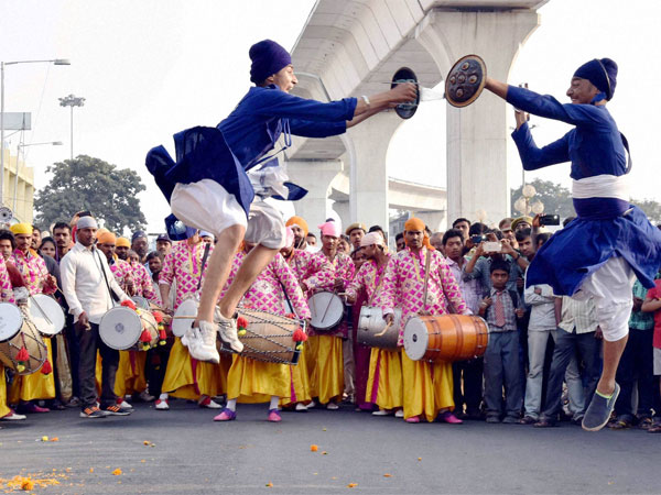 Flying high in devotion