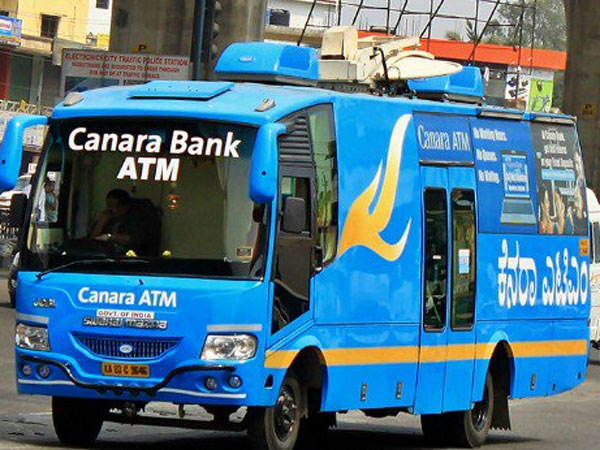 People flock to Canara bank mobile ATM in Bengaluru