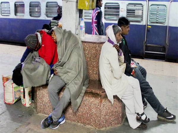 People waiting due train delays