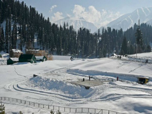 Where is Gulmarg located: 