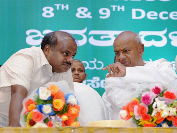 A file picture of HD Kumarswamy and HD Deve Gowda A file picture of HD Kumarswamy and HD Deve Gowda