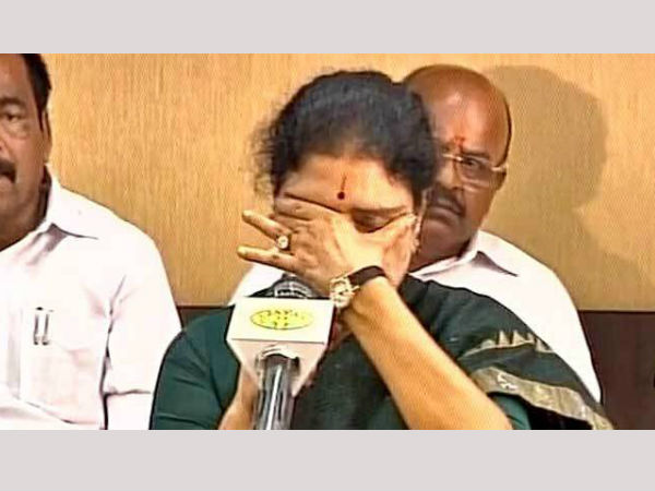 Sasikala’s emotional appeal to the AIADMK party workers