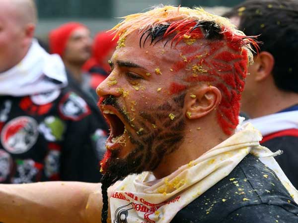 Battle of Oranges held annually in Ivrea