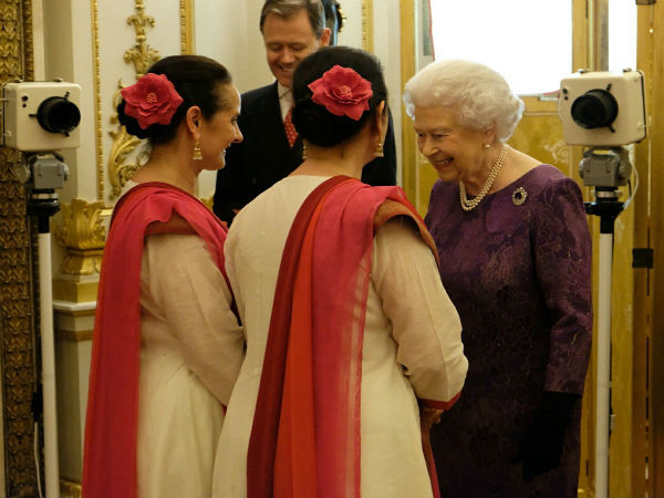 The Queen meets the guests
