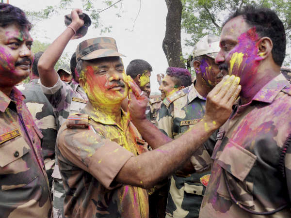 Indo-Bangla border guards celebrate Holi Indo-Bangla border guards celebrate Holi