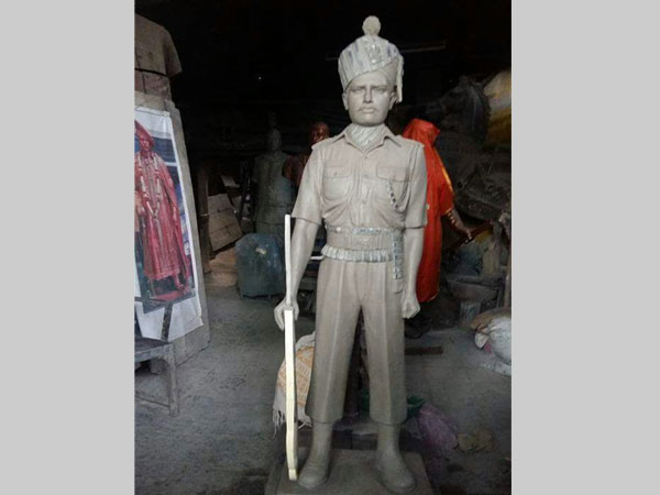 The nearly completed bronze statue of martyr Lance Naik Hanumanthappa Koppad in Kolhapur.