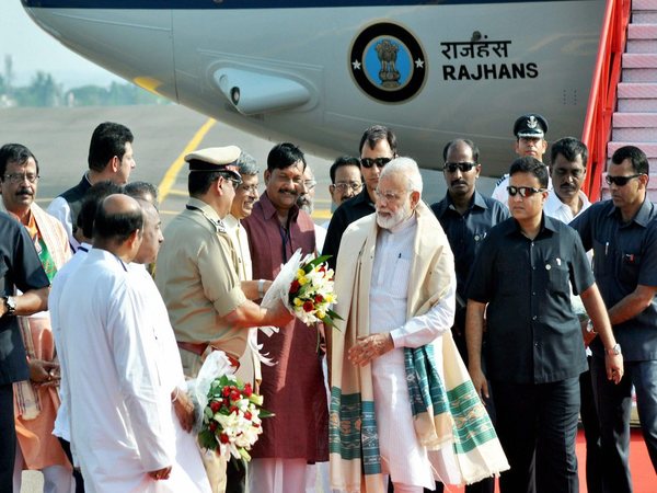 Modi arrives in Bhubaheswar