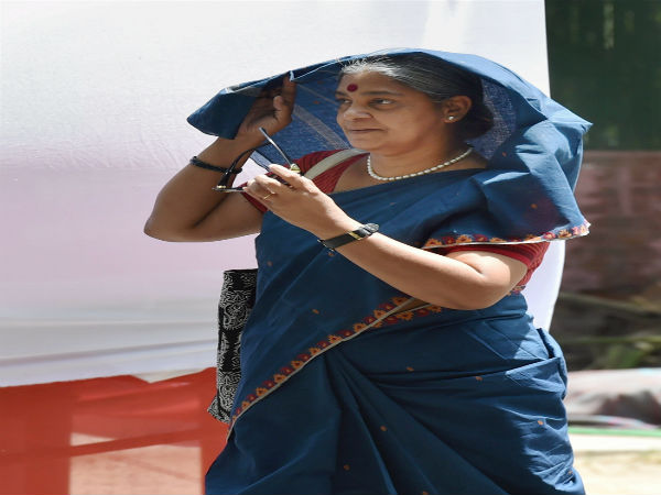 Sun spares none; not even VIPs