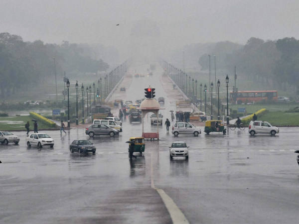 Delhiites gets relief from heat as rain continues to lash on Monday Delhiites gets relief from heat as rain continues to lash on Monday