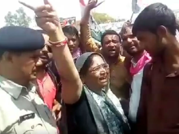 FIR against Congress' Shakuntala Khatik FIR against Congress' Shakuntala Khatik