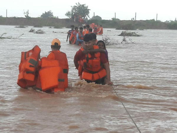 Stranded people rescued by NDRF Team