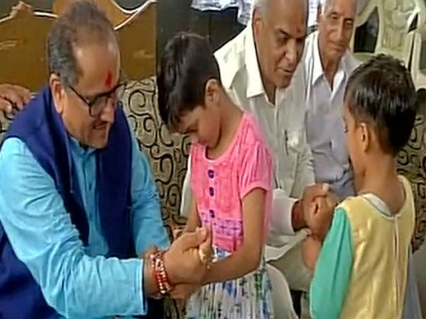 Nirmal Singh celebrated Raksha Bandhan in an orphanage