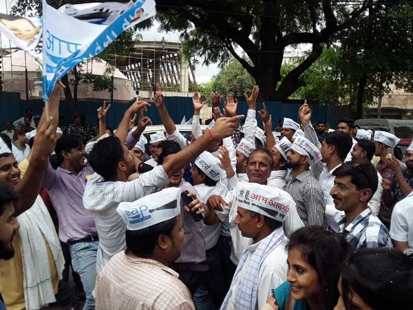 Here’s how AAP celebrated its crucial win in Bawana bypoll 