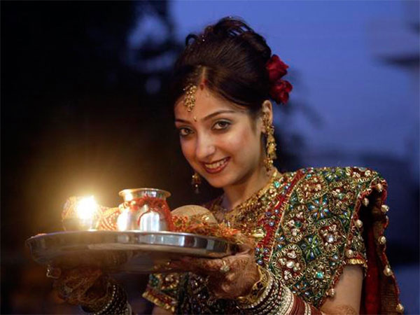 Karwa Chauth 2017: Puja Muhurat Timings