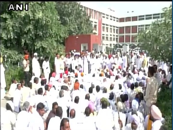 Haryana farmers protest against the ban