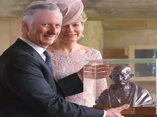 Bust of Mahatma Gandhi 