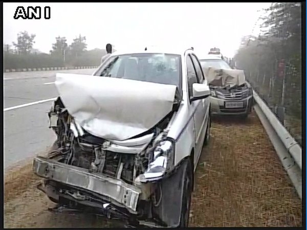 Vehicles just went on ramming into each other Vehicles just went on ramming into each other