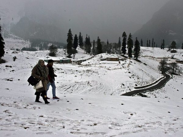 A stroll in the snow