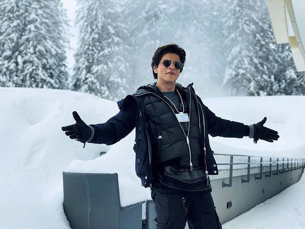 King Khan in signature style King Khan in signature style