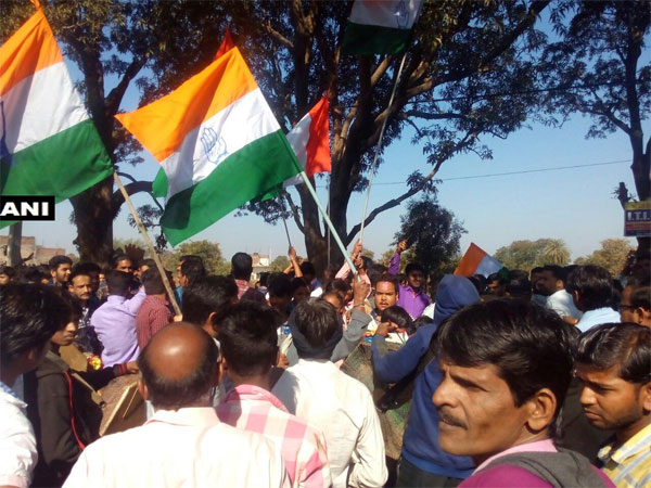 congress workers celebrate win in Madhya Pradesh Municipal polls congress workers celebrate win in Madhya Pradesh Municipal polls
