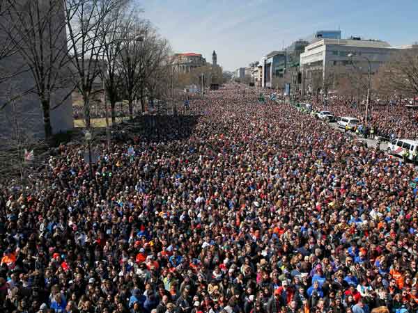 Hollywood celebrities throw weight behind anti-gun violence rallies in US