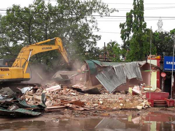 Tripura govt starts demolishing illegal offices of political parties