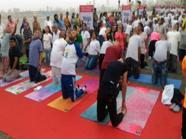 Prakash Javadekar in Mumbai on Yoga Day