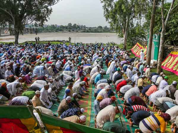 175k Indians on Haj pilgrimage gather at Arafat