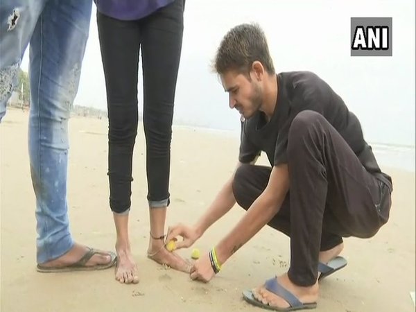 A shopkeeper helping those stung by jellyfish