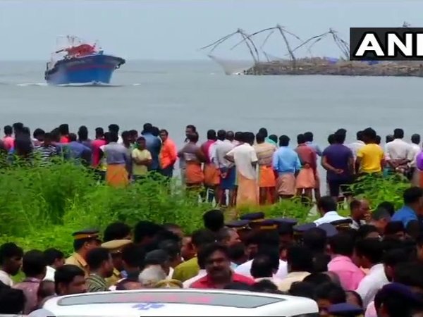 3 killed, 12 injured after fishing boat rams into ship in Kochi. Courtesy: ANI news 3 killed, 12 injured after fishing boat rams into ship in Kochi. Courtesy: ANI news