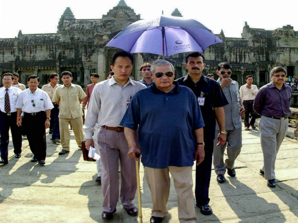 Atal Bihari Vajpayee is seen at Angkor Wat temple