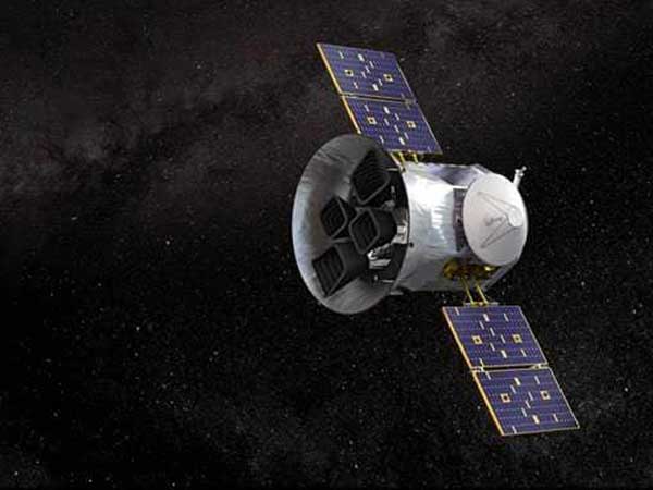 Hundreds of nearby undiscovered planets: