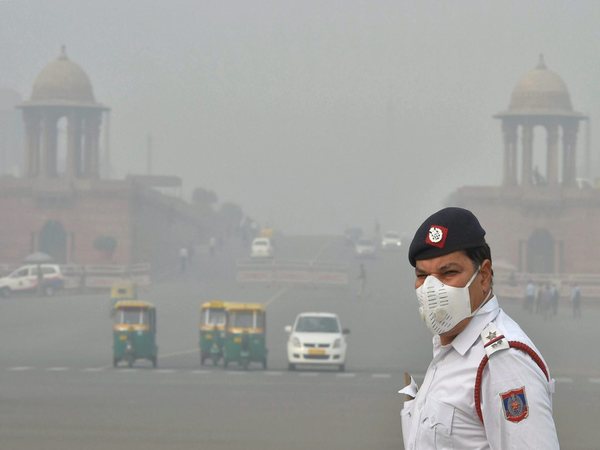 PM2.5 has reached dangerous levels in New Delhi PM2.5 has reached dangerous levels in New Delhi