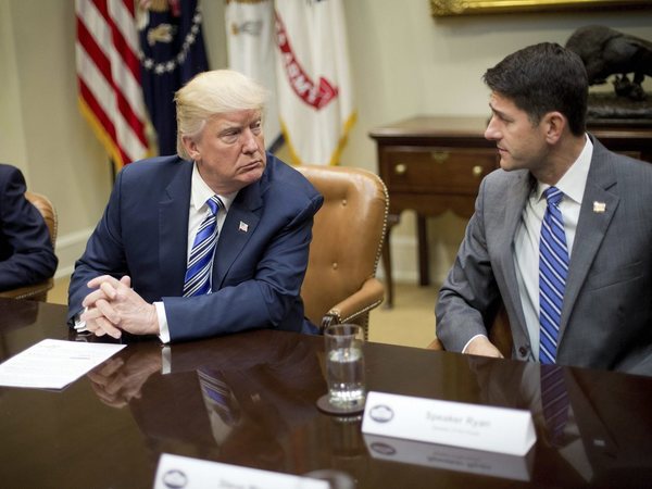 Trump in a senate meeting