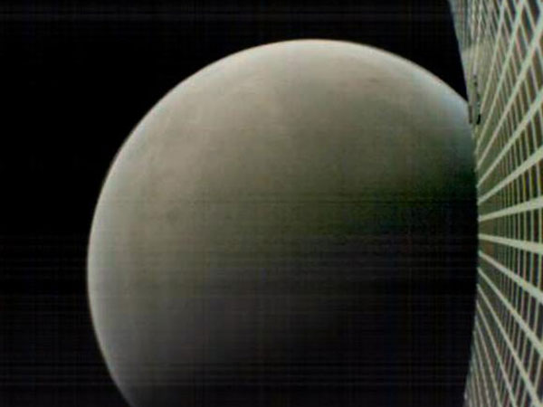 InSight is catching rays on Mars