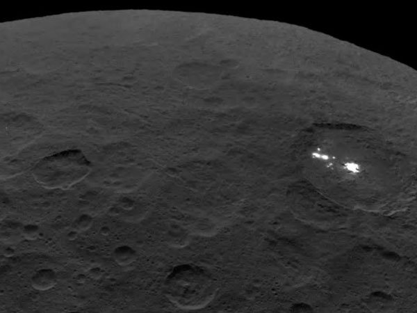 About Dawn spacecraft: