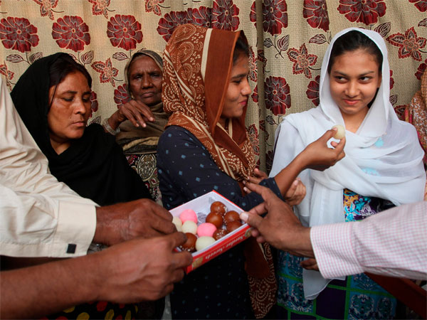  Pakistan Christians celebrate