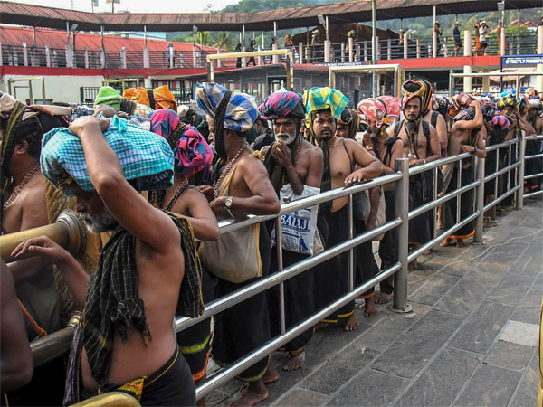 Virtual queue to manage crowd