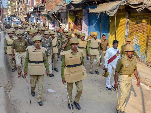 Police patrol in Mirzapur