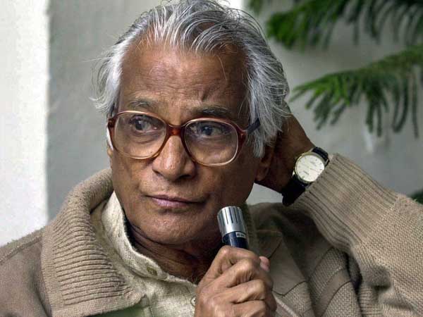 George Fernandes briefing media