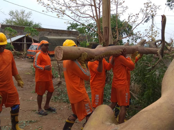 Fani hit Puri coast around 8 am