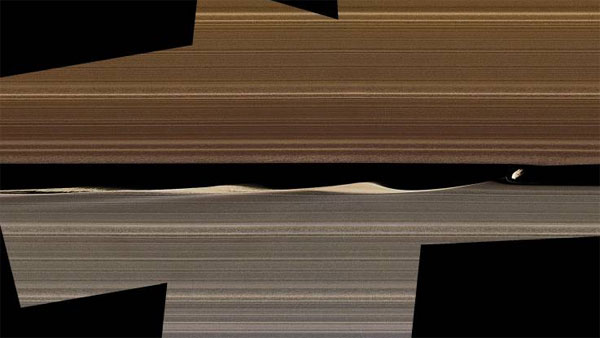 Incredible! NASAs Cassini reveals new images of strange texture in Saturn rings Incredible! NASAs Cassini reveals new images of strange texture in Saturn rings